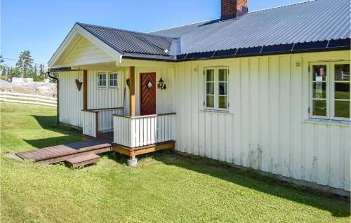 Gjovik House | Holiday Home Hunndal Skumlivegen