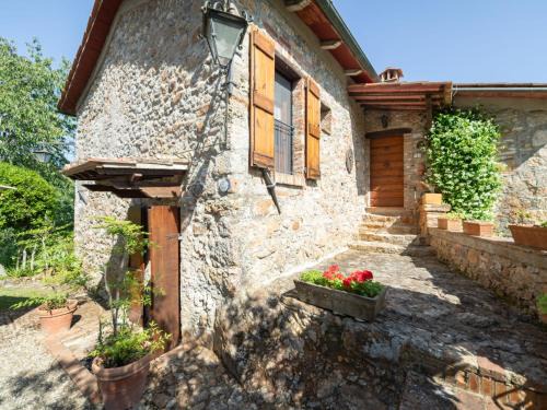 Monticiano House | Holiday Home Il Casale by Interhome