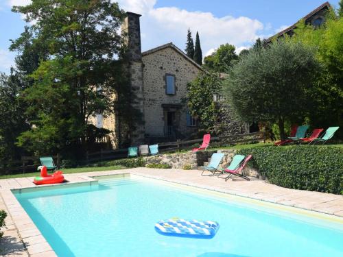 Pont-de-Labeaume House | Holiday Home in Ardèche near Château de Ventadour
