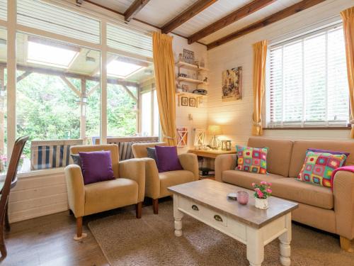 Hoogengraven House | Holiday Home in Arriën near Beerze Nature, cleaning included