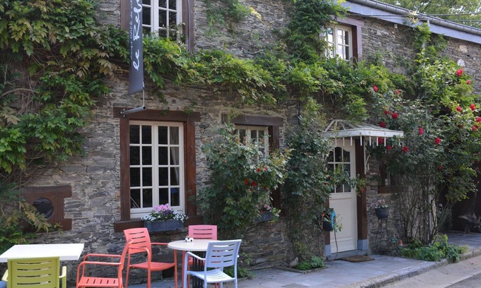 Gros-Fays House | Holiday home in Bièvre near town center