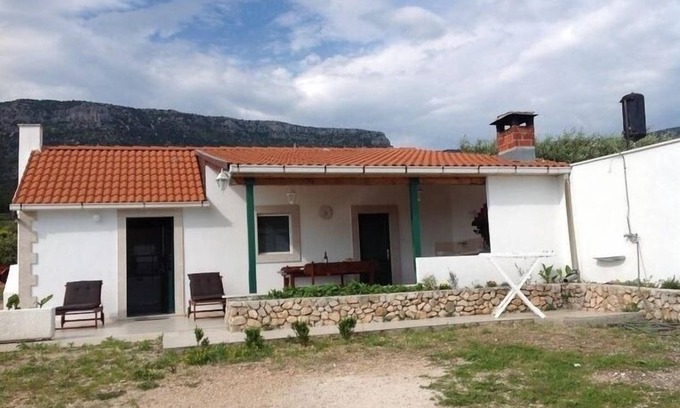 Bol House | Holiday Home in Bol with Seaview, Terrace, Air condition, WIFI (3543-1)