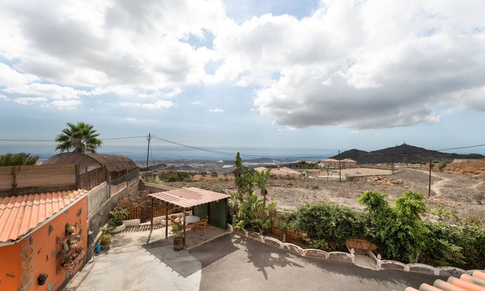 El Rincon House | Holiday Home in El Roque with Private Pool and Fibre Optic Wi-Fi