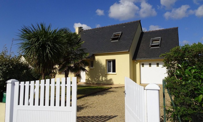 Le Tour-du-Parc House | Holiday Home in Rhuys near Plage de Rouvran