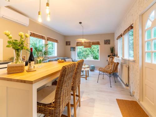 Hattemerbroek House | Holiday Home in Gelderland near Woodlands, cleaning included