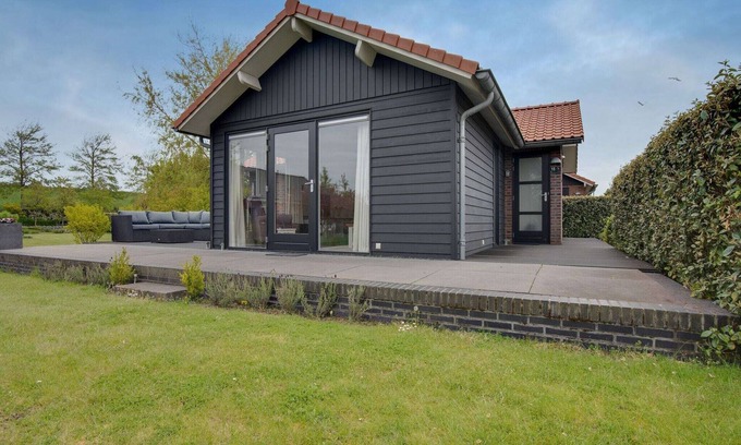 Kattendijke House | Holiday Home in Kattendijke near National Park