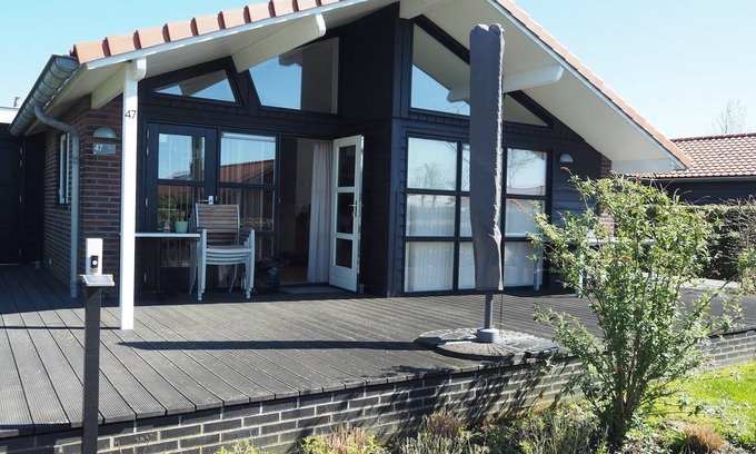 Kattendijke House | Holiday Home in Kattendijke near Oosterschelde