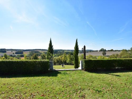Lusignac House | Holiday Home in Lusignac with Private Pool