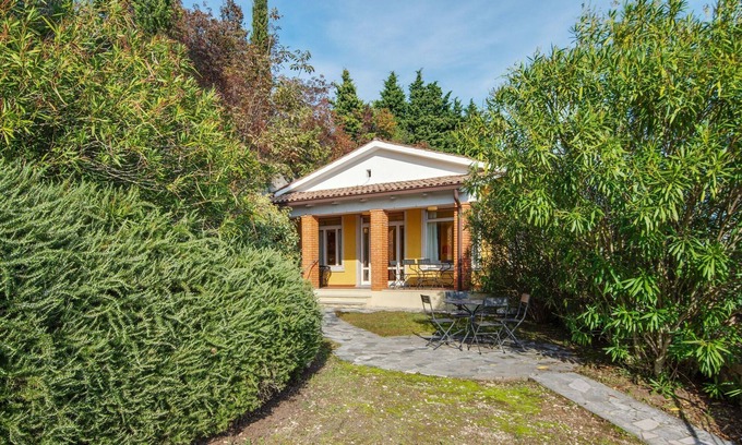 Marciaga House | Holiday Home in Marciaga with Pool & Gulf Views