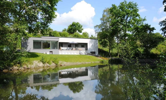 Somme-Leuze House | Holiday Home in Noiseux with Indoor Pool