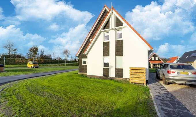 Scherpenisse House | holiday home in Scherpenisse with sauna