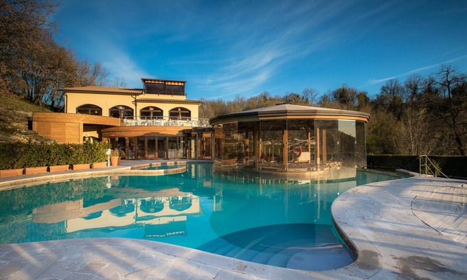 Sorano Apartment | Holiday Home in Sorano with Swimming Pool
