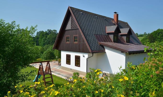 Stupna Villa | Holiday Home in Stupná near Ski Lift
