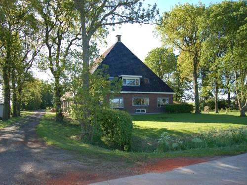 Municipality of Sudwest-Fryslan House | Holiday Home in Workum with Pool & Marina