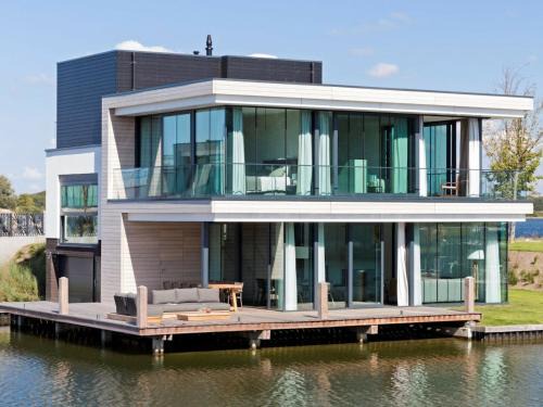 Arnemuiden House | Holiday Home in Zealand near Oostkapelle Beach