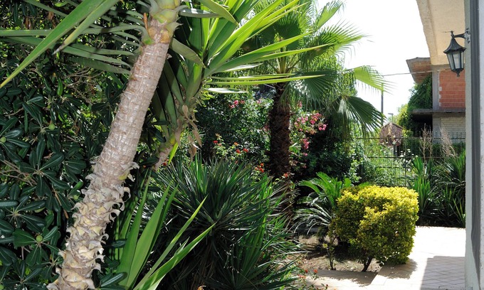 Castel Volturno Villa | Holiday home