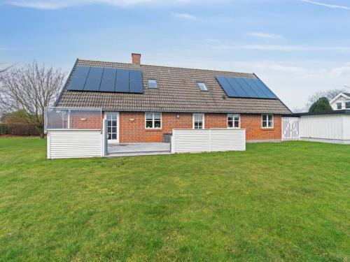 Bedegaard House | Holiday Home Josie - 700m from the sea by Interhome