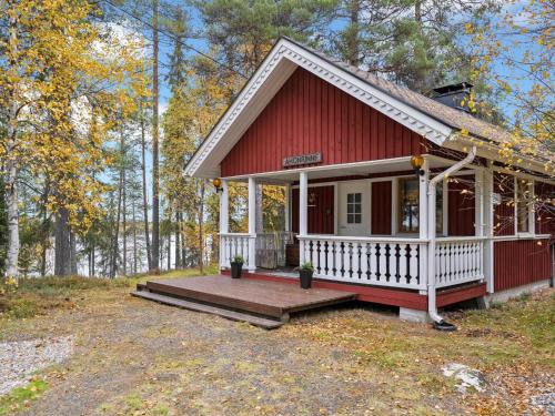 Rukatunturi House | Holiday Home Kaukosaaren ahonrinne by Interhome