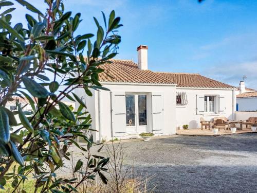 L'Epine House | Holiday Home La Bosse XL - Villa - Dépendance by Interhome