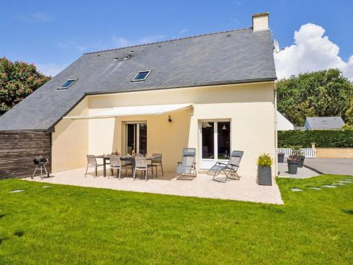La Turballe House | Holiday Home La Farniente by Interhome