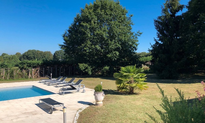 Fouleix House | Holiday Home La Muraille