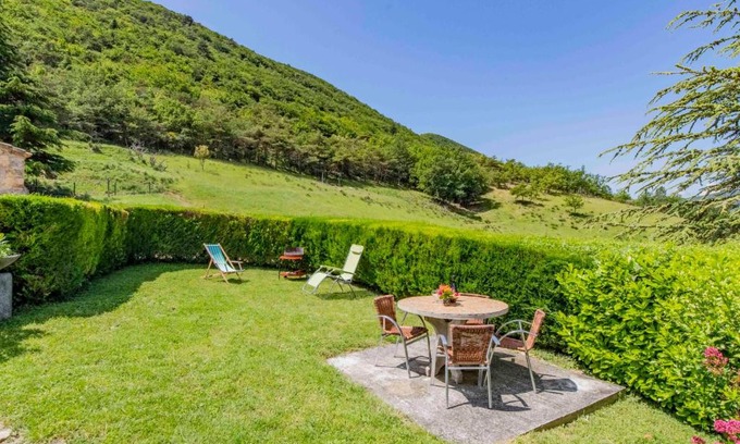 Roche-Saint-Secret House | Holiday Home Le Cèdre by Interhome