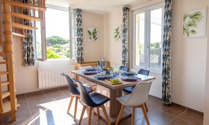 Ste Marie sur Mer House | Holiday Home Le Moulin Neuf by Interhome