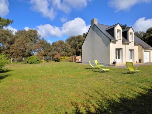 La Turballe House | Holiday Home Les Chênes Verts by Interhome