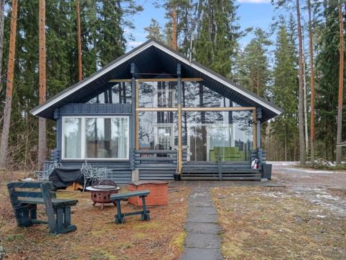 Iltasmaki House | Holiday Home Linnusmaa by Interhome