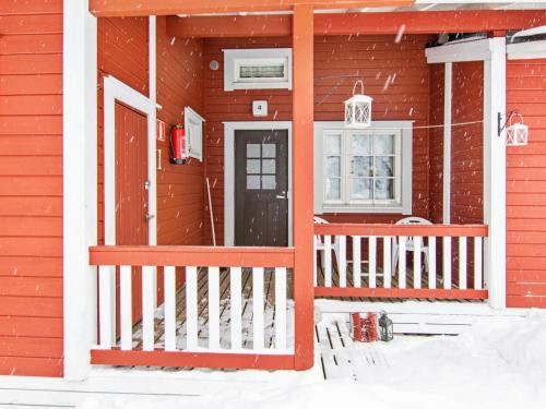 Tormanmaki House | Holiday Home Lomarivi c4 by Interhome