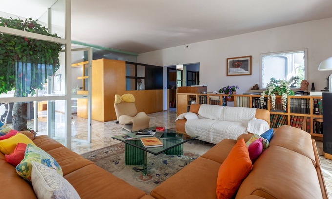 Marina di Carrara House | Holiday Home "Lucia" with Garden, Terrace & Wi-Fi