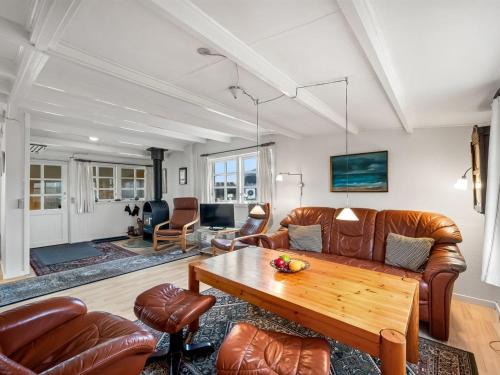 Trans House | Holiday Home Luiza - 300m from the sea by Interhome