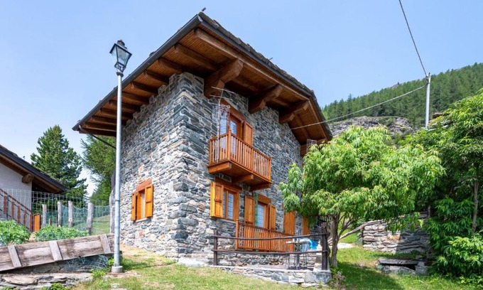 Avise House | Holiday Home Maison Baulin by Interhome