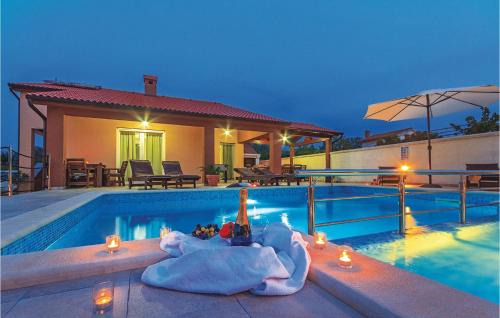 Filipana House | Holiday Home Marcana 57