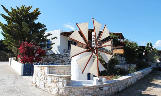 Aliki House | Holiday Home "Maria's Village Villa Anemomylos" with Sea View, Private Terrace & Wi-Fi
