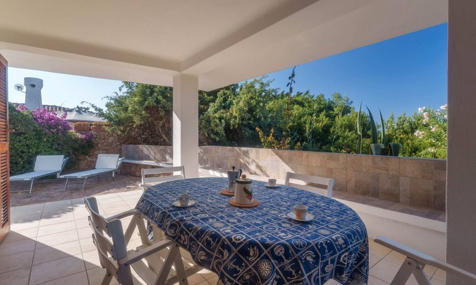 Portobello House | Holiday Home 'Mirella- Portobello' with Private Terrace, Private Garden and Wi-Fi