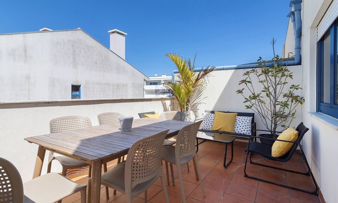Esposende House | Holiday Home 'My Beach House Esposende' with Sea View, Wi-Fi and Air Conditioning