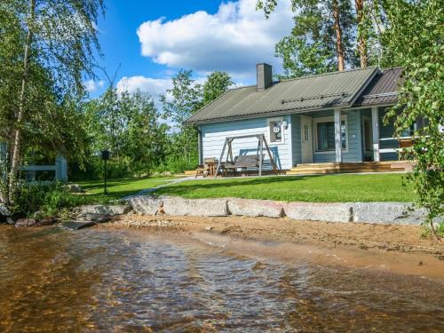 Pertunmaa House | Holiday Home Onnimökki by Interhome