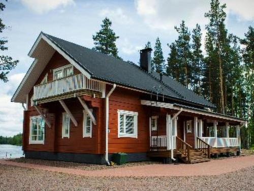 Kotka House | Holiday Home Pernoo 3 by Interhome