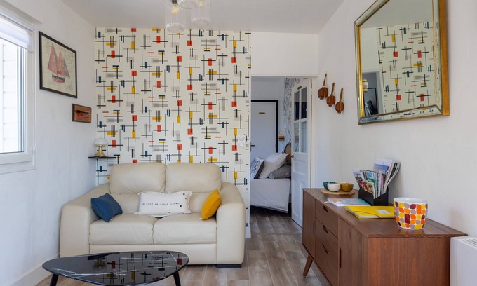 Tregastel House | Holiday Home 'Petite Maison Cosy' with Private Terrace and Wi-Fi