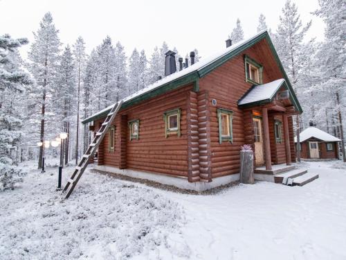 Lampivaara House | Holiday Home Petsankolo by Interhome