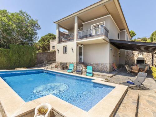 Lloret de Mar House | Holiday Home Senyera by Interhome