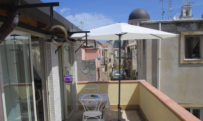 Milazzo House | Holiday Home Sole&luna