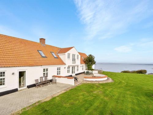 Struer Municipality House | Holiday Home Thorge - 75m to the inlet by Interhome