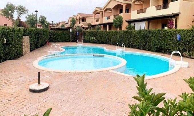 Murta Maria House | Holiday Home 'Turchese' with Mountain View, Shared Pool, Private Terrace & A/C