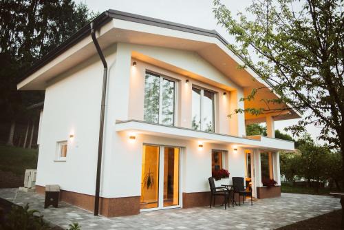 Bistrica ob Sotli House | Holiday Home Vinagora