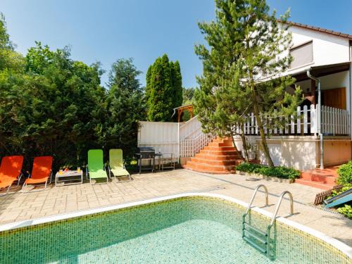 Balatonkenese House | Holiday Home Violetta Grande by Interhome