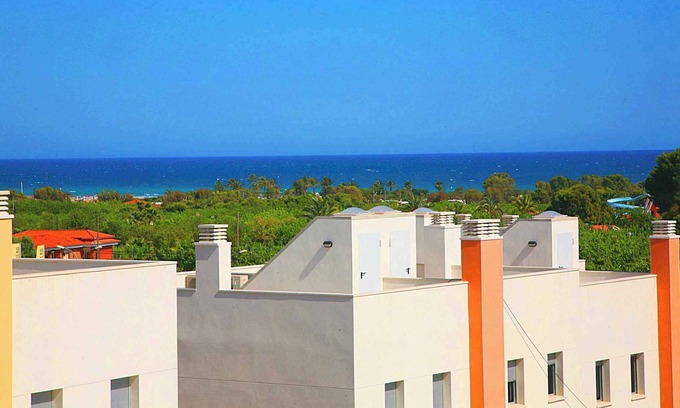 Creixell House | Holiday home with pool and air conditioning