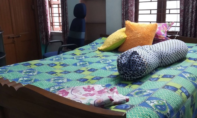 Tollygunge House | HOLIDAY HOMEt in TOLLYGUANGE Kolkata