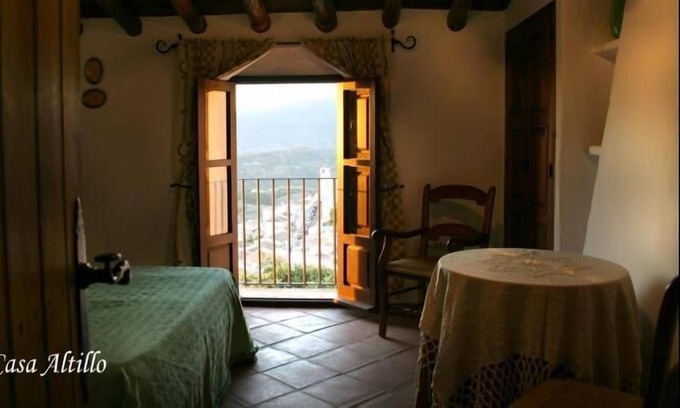Zahara de la Sierra House | Holiday house Zahara de la Sierra for 1 - 6 persons with 3 bedrooms - Holiday home